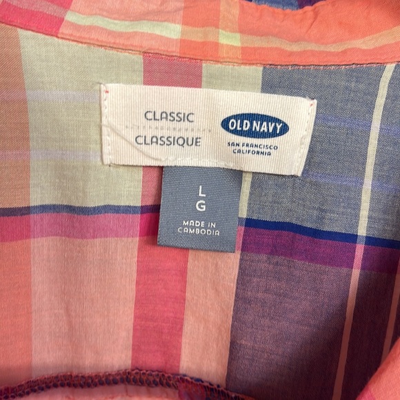 Old Navy Plaid Lightweight Button Down Top - Picture 2 of 3